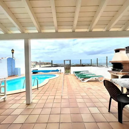 Con Piscina Privada En La Playa En * Corralejo