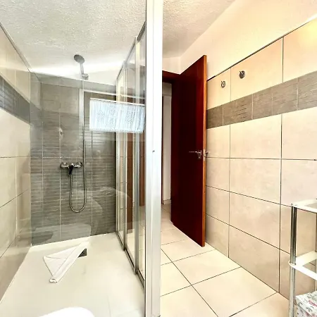 Vila Con Piscina Privada En La Playa En Corralejo