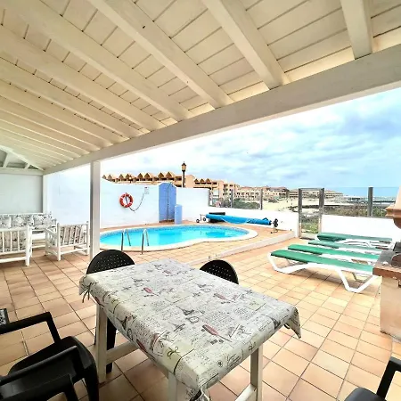 Con Piscina Privada En La Playa En