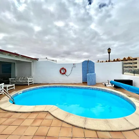 Con Piscina Privada En La Playa En