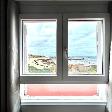 Con Piscina Privada En La Playa En Villa *
