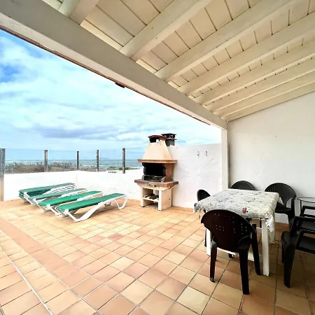 Villa Con Piscina Privada En La Playa En