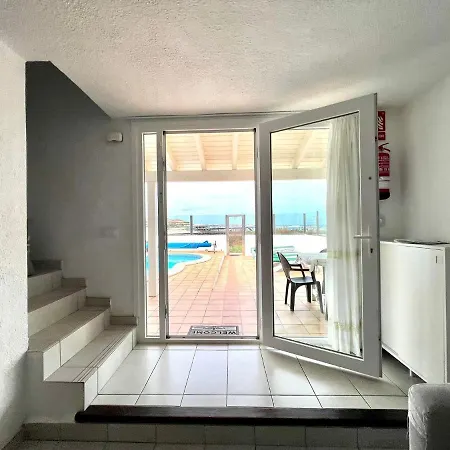 Con Piscina Privada En La Playa En Corralejo